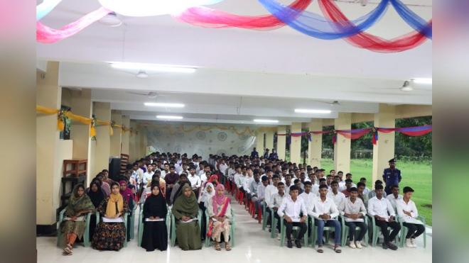 ছবি মুক্তিবাণী
