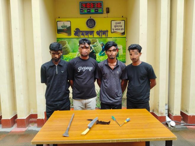 শ্রীমঙ্গলে ডাকাতির প্রস্তুতিকালে দেশীয় অস্ত্রসহ চারজন গ্রেপ্তার