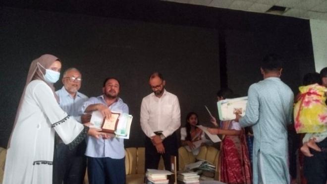 ‘বই পড়ি, মন গড়ি’ উৎসবের ইতি, পুরস্কার পেলেন বিজয়ীরা